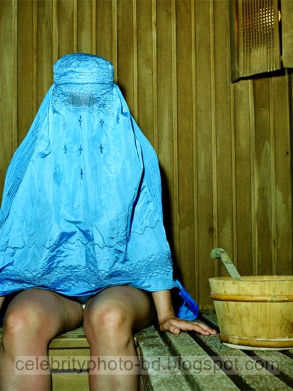 naked pics of jessica simpson nude couples i shower